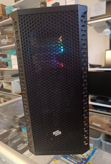 Komputer stacjonarny – AMD Ryzen 5 3600XT | RTX 2080 8 GB | 16 GB RAM | SSD M.2 | Windows 11