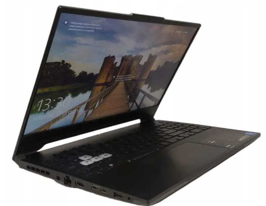 ASUS TUF Dash F15 – 15,6" | Intel Core i5-12450H | 16 GB RAM | RTX 3050 | 165 Hz | Windows 11