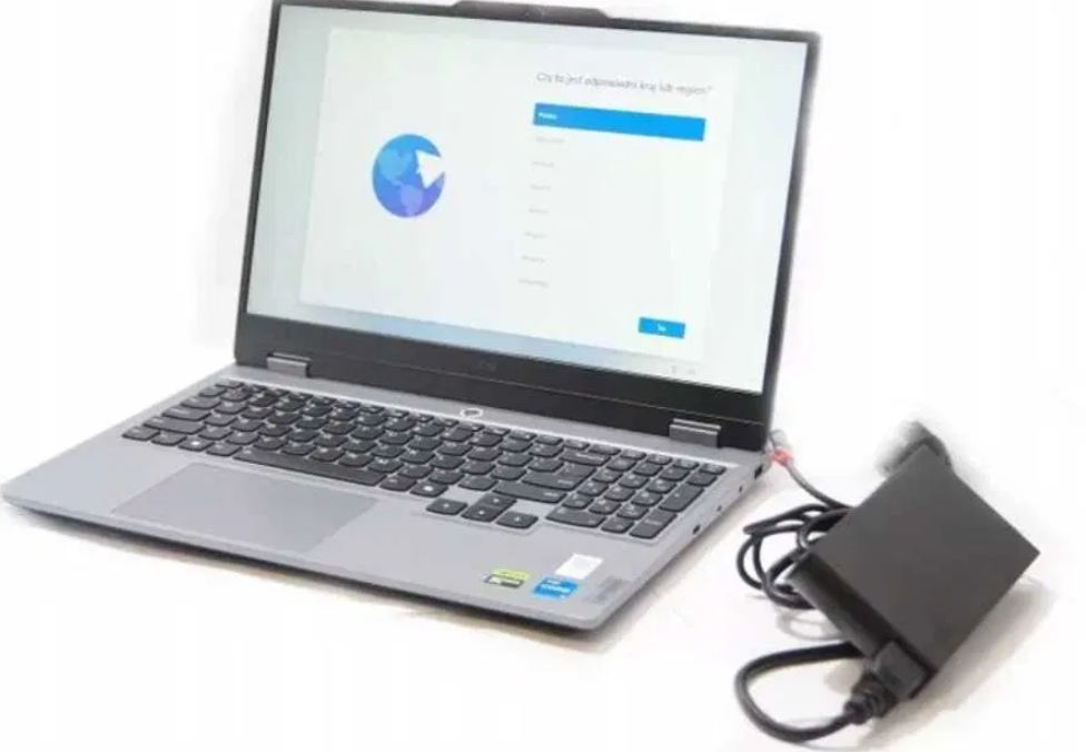 Lenovo LOQ 15IAX9 – 15,6" | Intel Core i5-12450HX | 16 GB RAM | RTX 3050 6 GB | SSD 512 GB | Windows 11